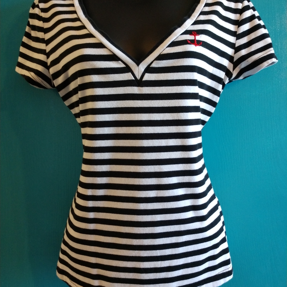 SourPuss Anchor Tee